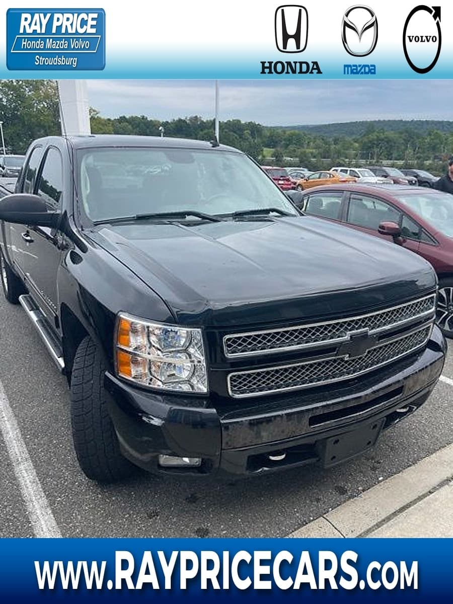 2013 Chevrolet Silverado 1500 LT — photo 1 of 3