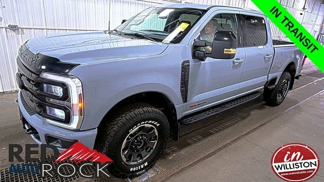 2024 Ford Super Duty F-350 SRW LARIAT — photo 1 of 13