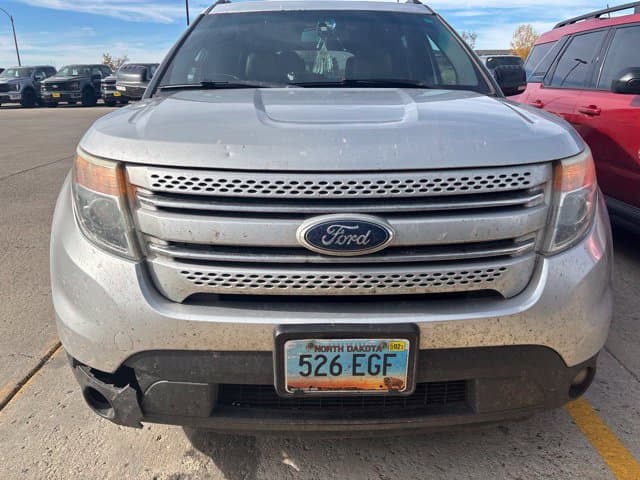 2015 Ford Explorer XLT — photo 1 of 9