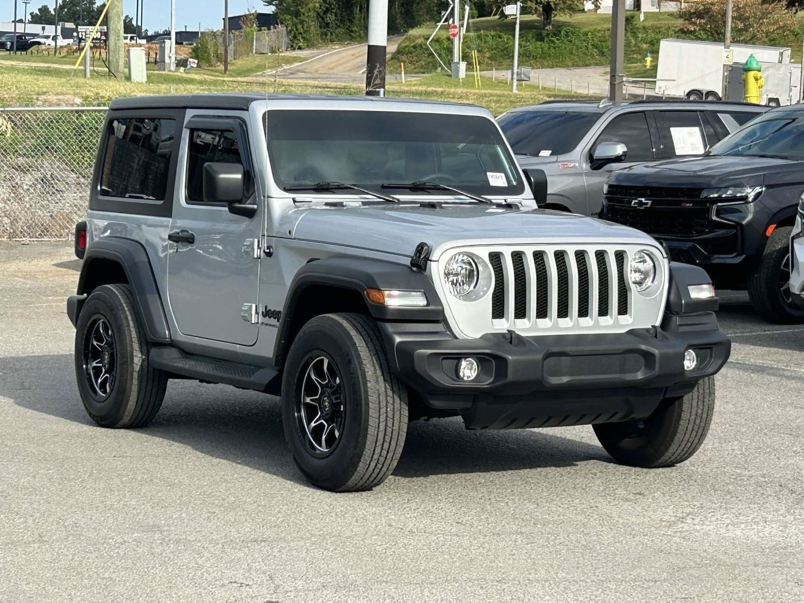 2023 Jeep Wrangler Sport S — photo 1 of 25
