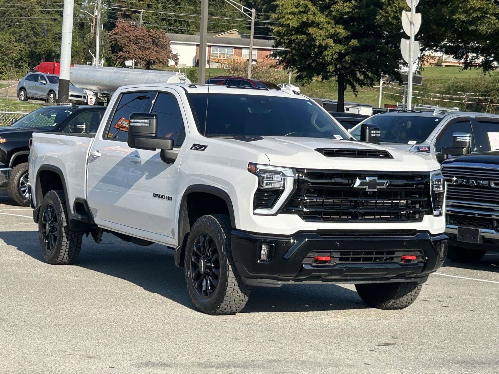 2025 Chevrolet Silverado 2500HD LTZ — photo 1 of 25