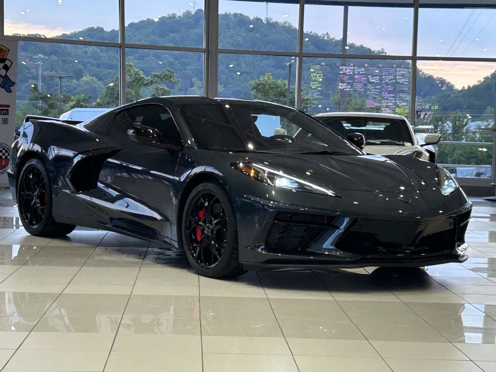 2021 Chevrolet Corvette 2LT — photo 1 of 25
