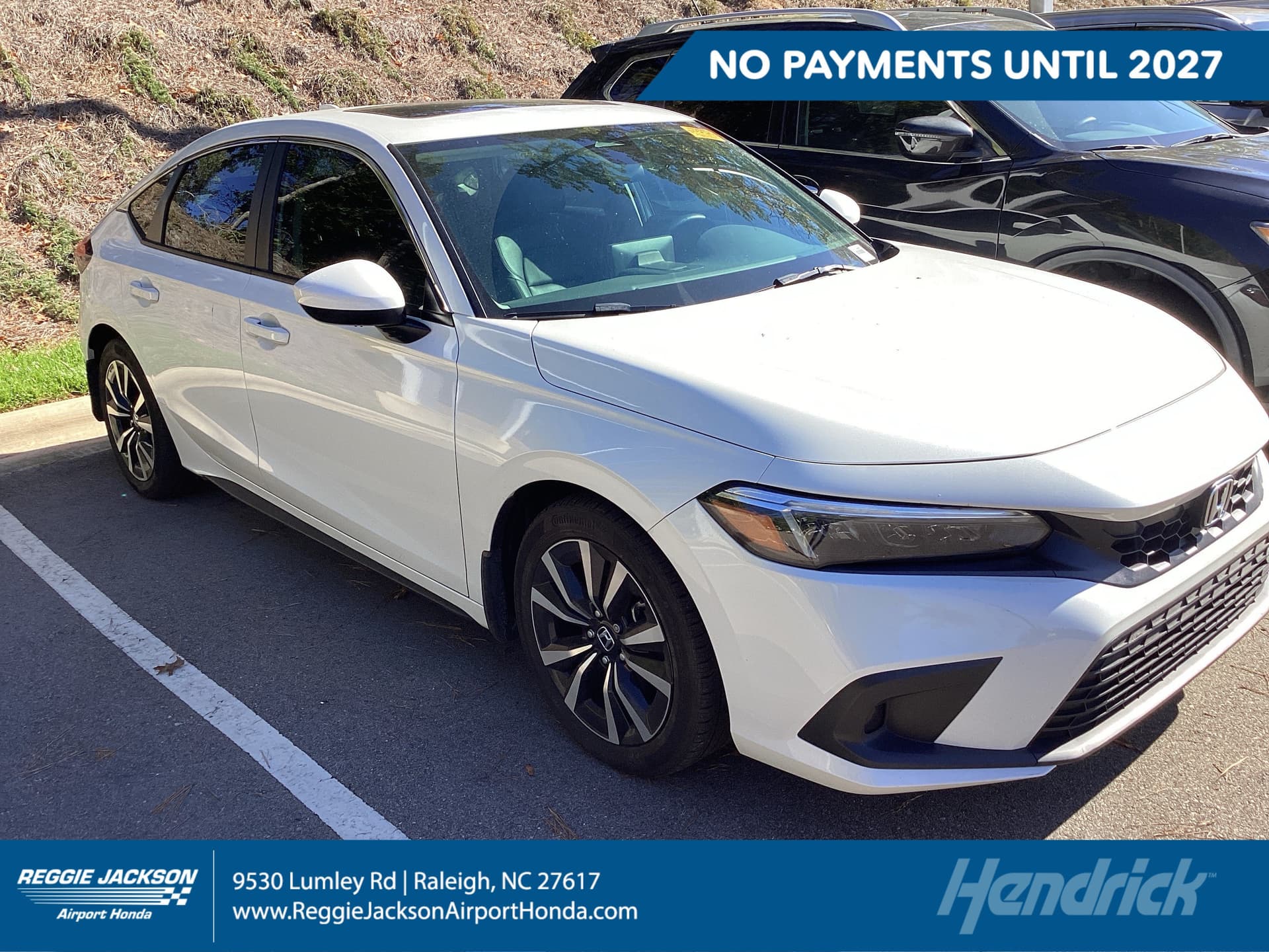 2024 Honda Civic Hatchback EX-L — photo 1 of 12