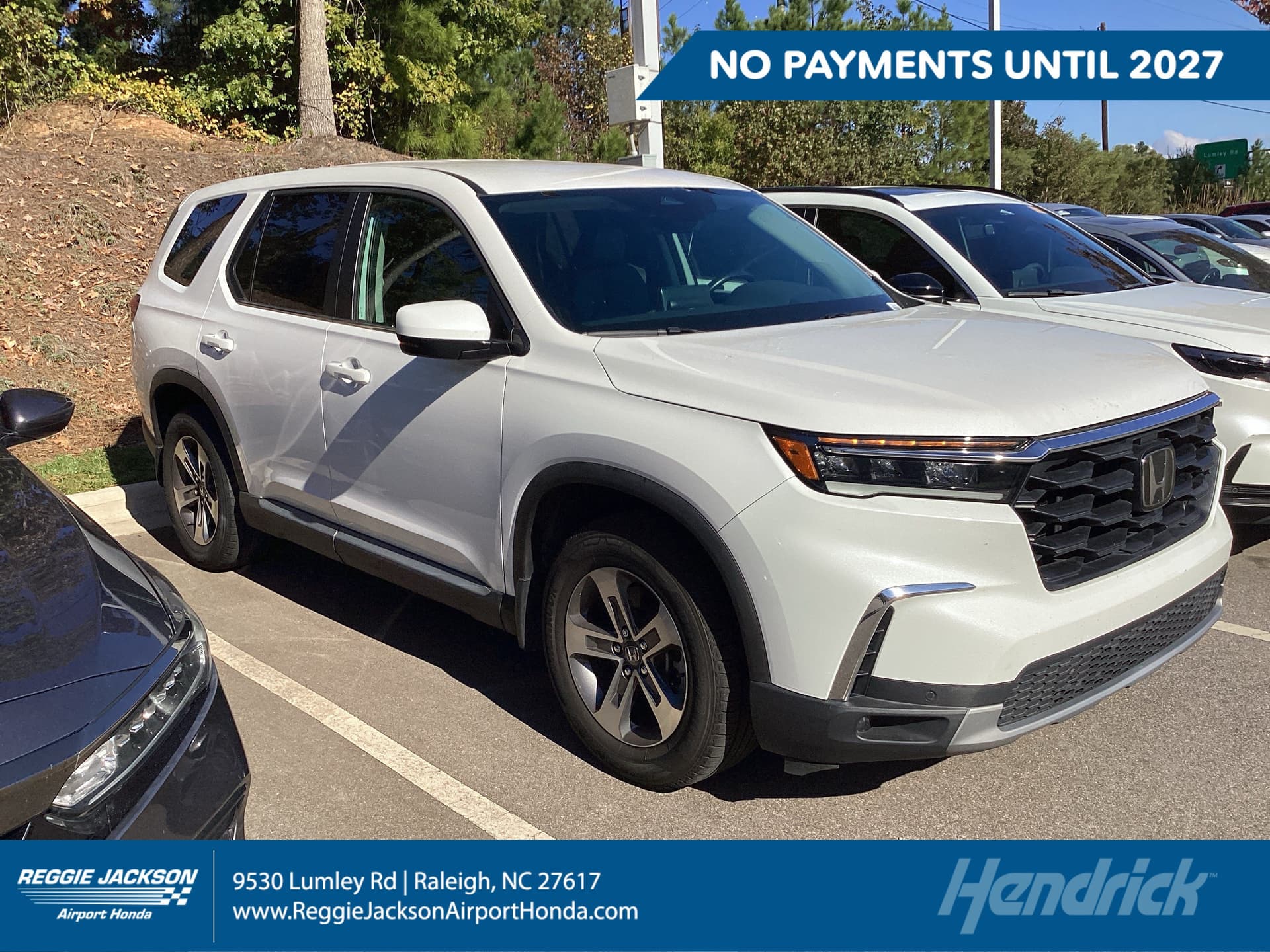 2024 Honda Pilot Base — photo 1 of 13