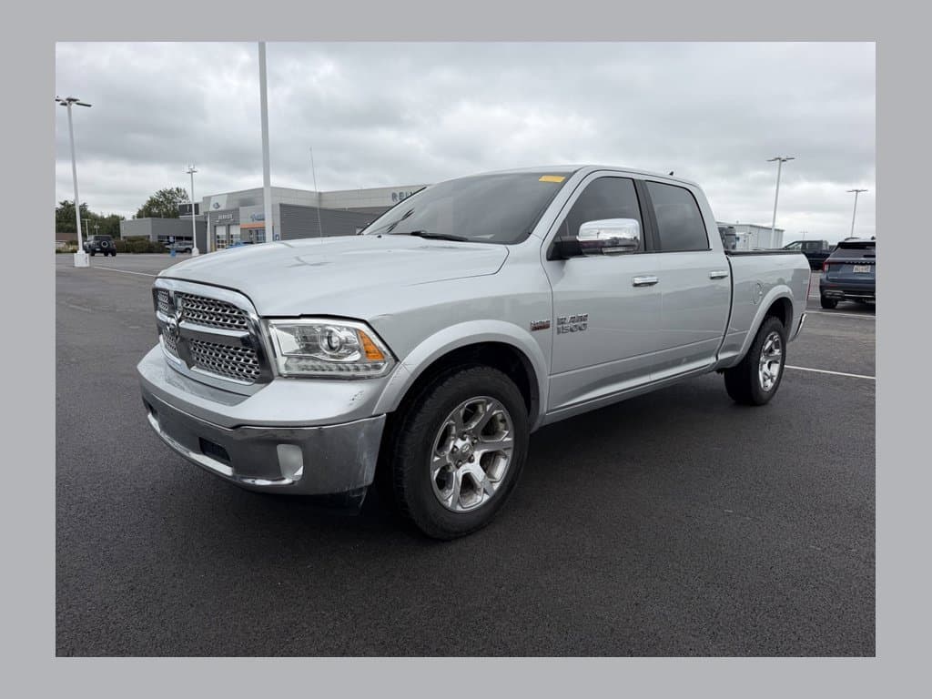 2018 RAM 1500 Laramie — photo 1 of 20