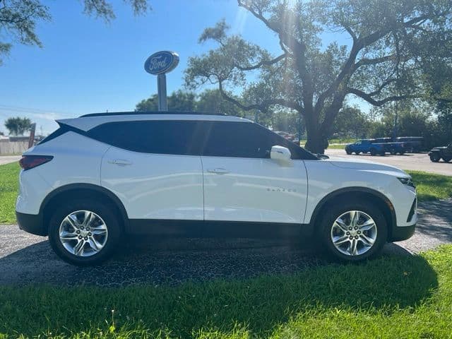 2021 Chevrolet Blazer LT — photo 1 of 26