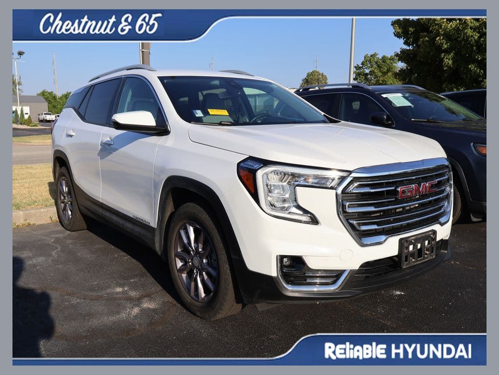 2023 GMC Terrain SLT — photo 1 of 25