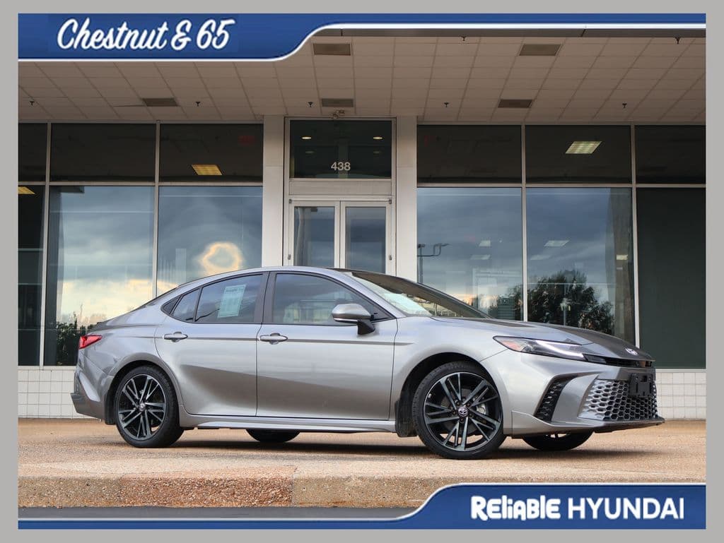 2025 Toyota Camry XSE — photo 1 of 42