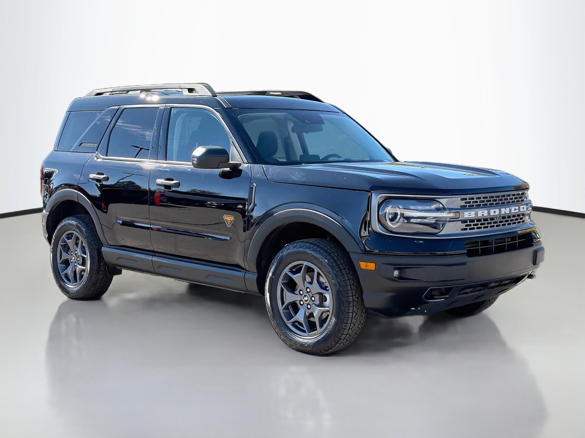 2022 Ford Bronco Sport Badlands — photo 1 of 35