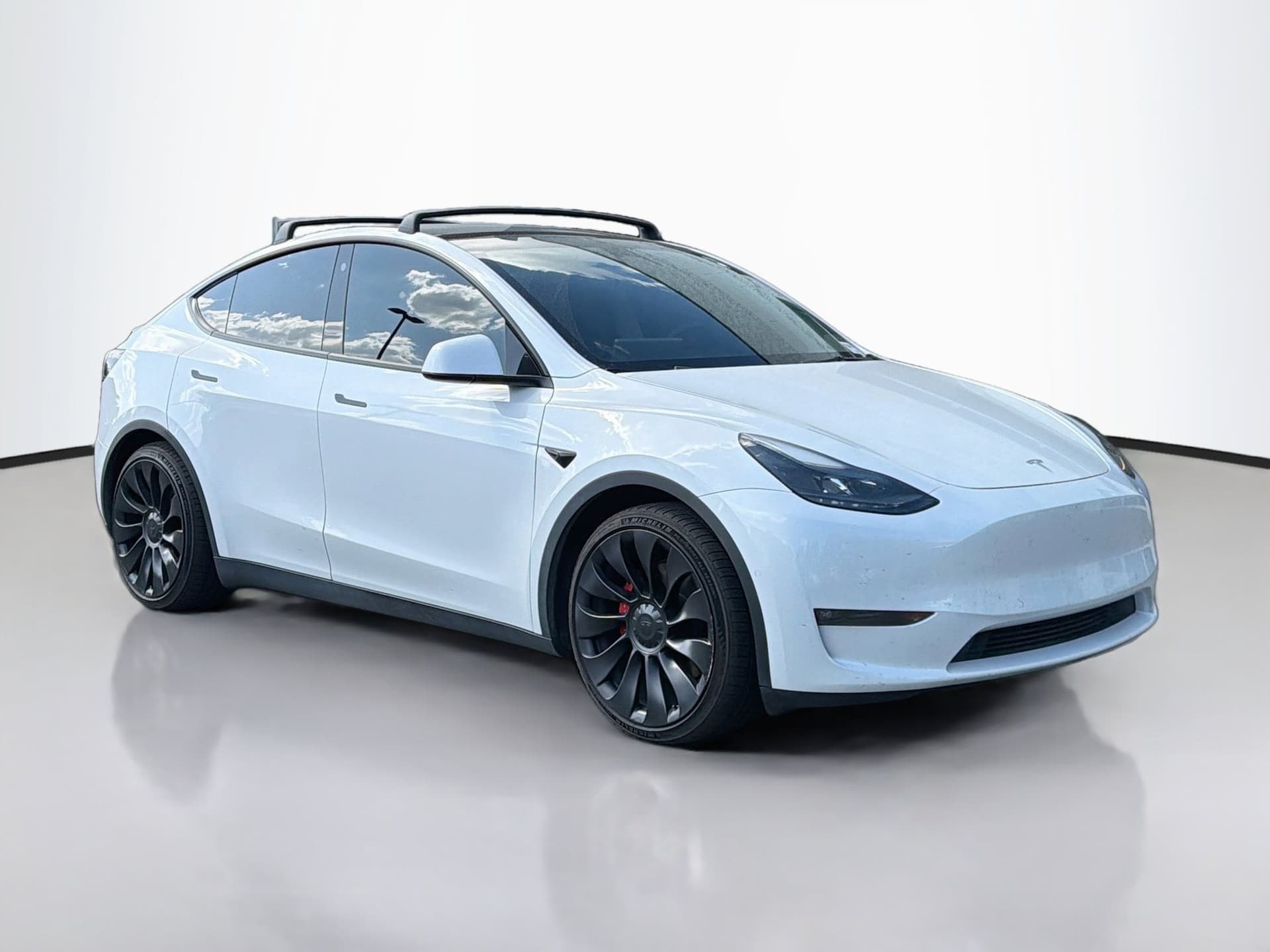 2022 Tesla Model Y Performance — photo 1 of 7
