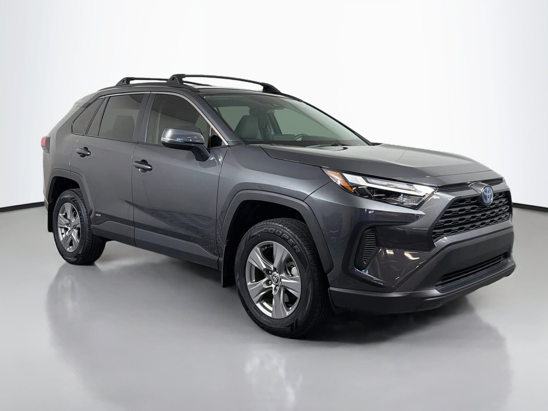 2024 Toyota RAV4 Base — photo 1 of 36