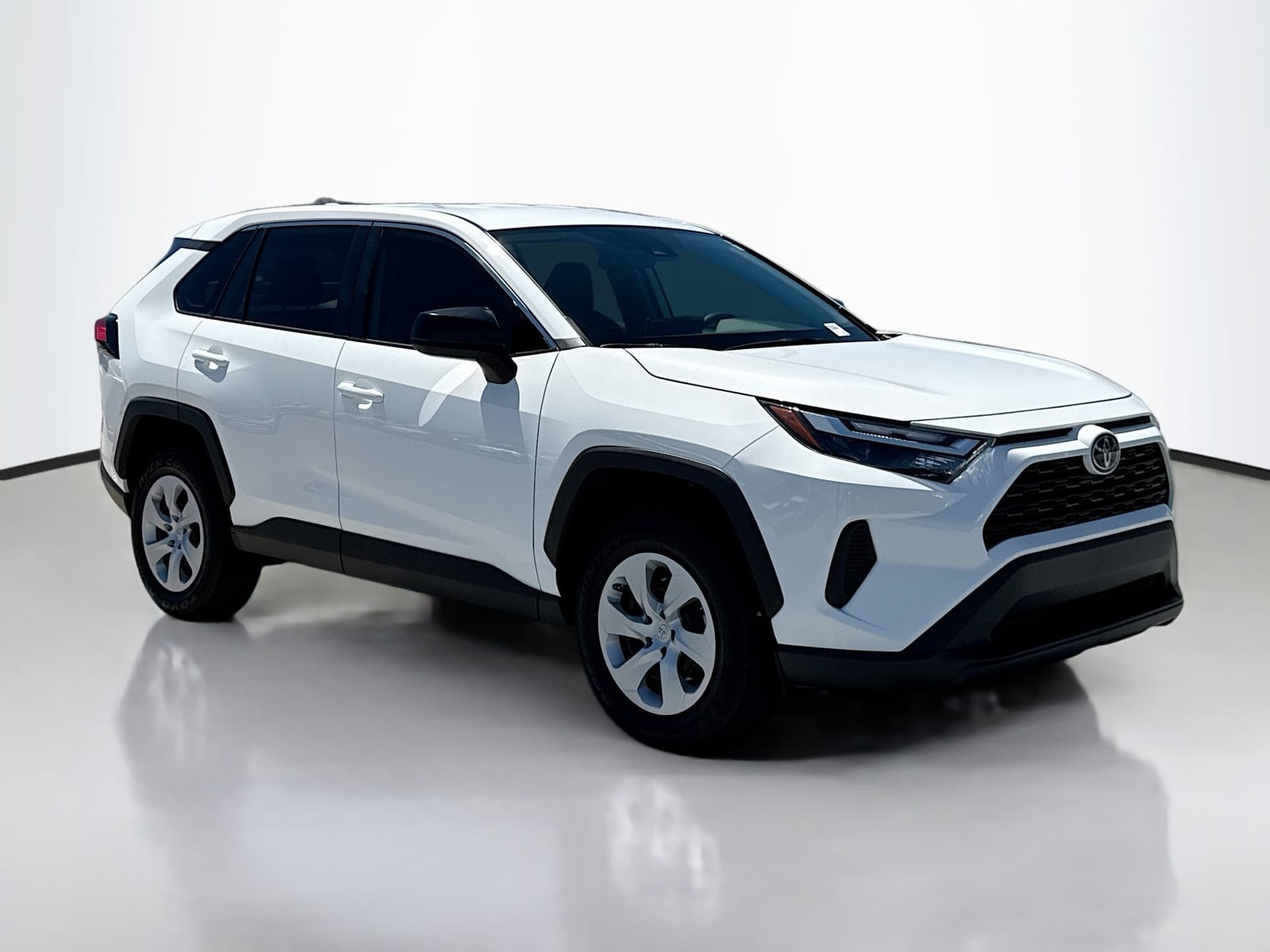 2024 Toyota RAV4 LE — photo 1 of 36