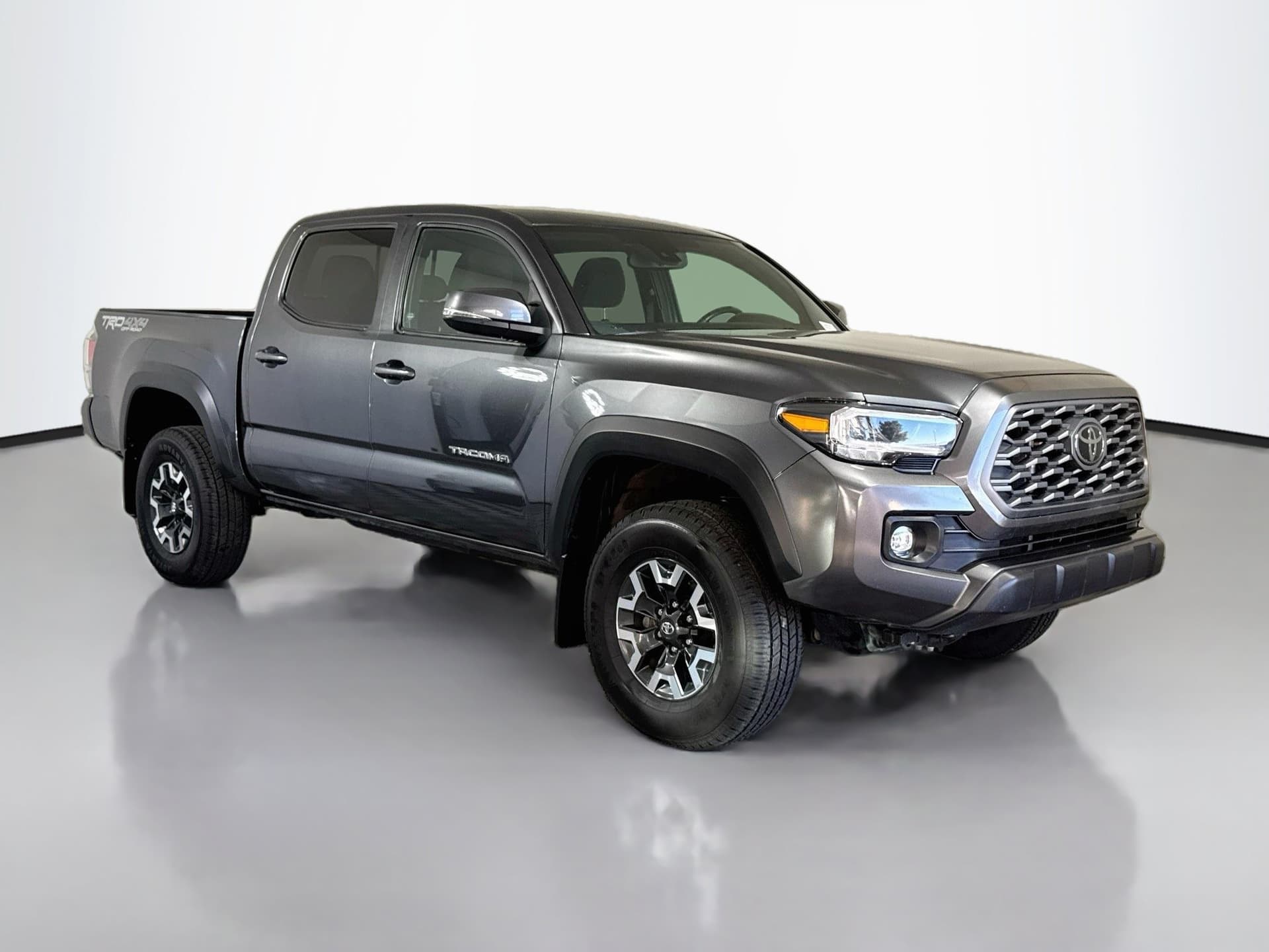 2023 Toyota Tacoma 4WD TRD Off Road — photo 1 of 36