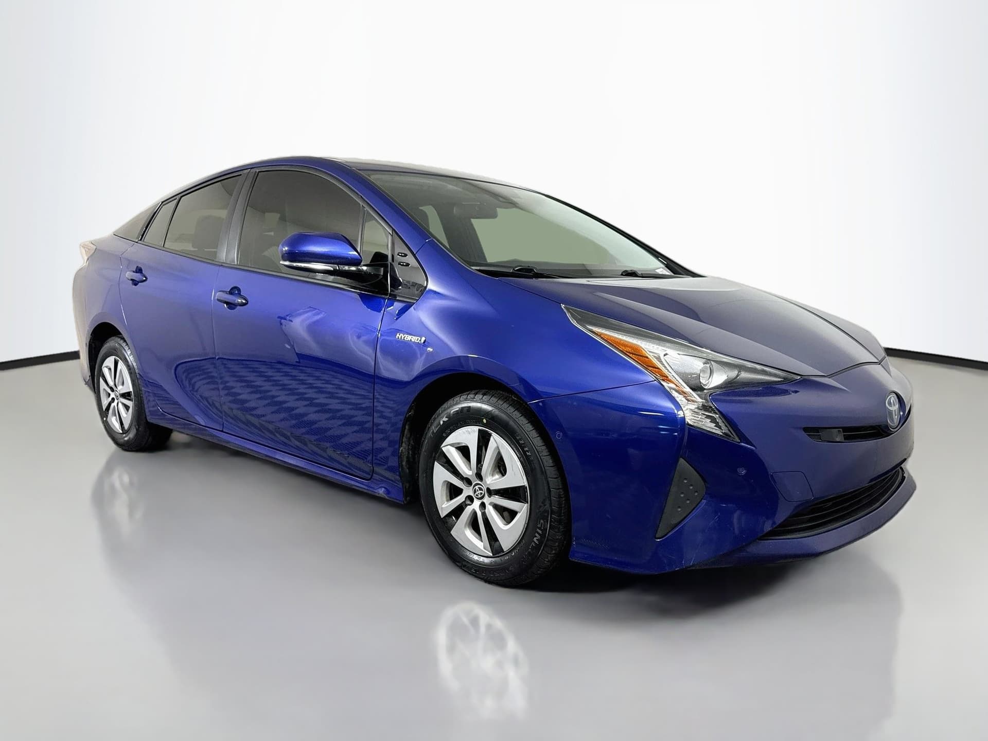 2017 Toyota Prius Two — photo 1 of 33