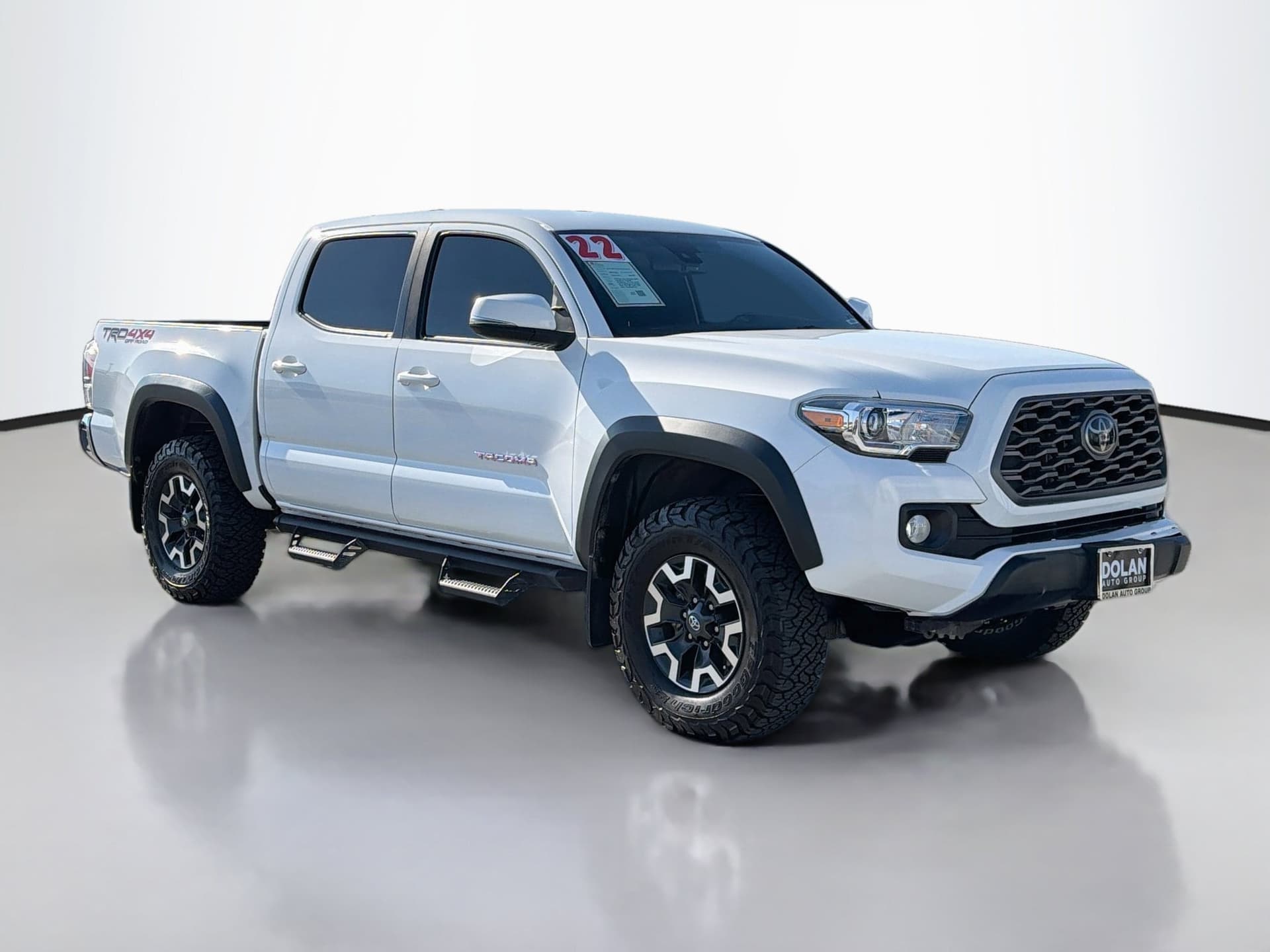 2022 Toyota Tacoma 4WD TRD Off Road — photo 1 of 34