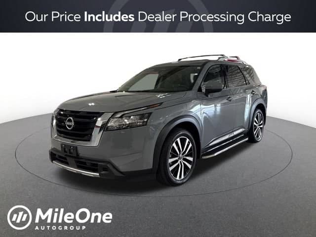 2024 Nissan Pathfinder Platinum — photo 1 of 25