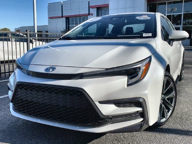 2026 Toyota Corolla SE — photo 1 of 47