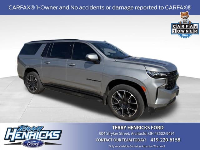 2024 Chevrolet Suburban RST — photo 1 of 22