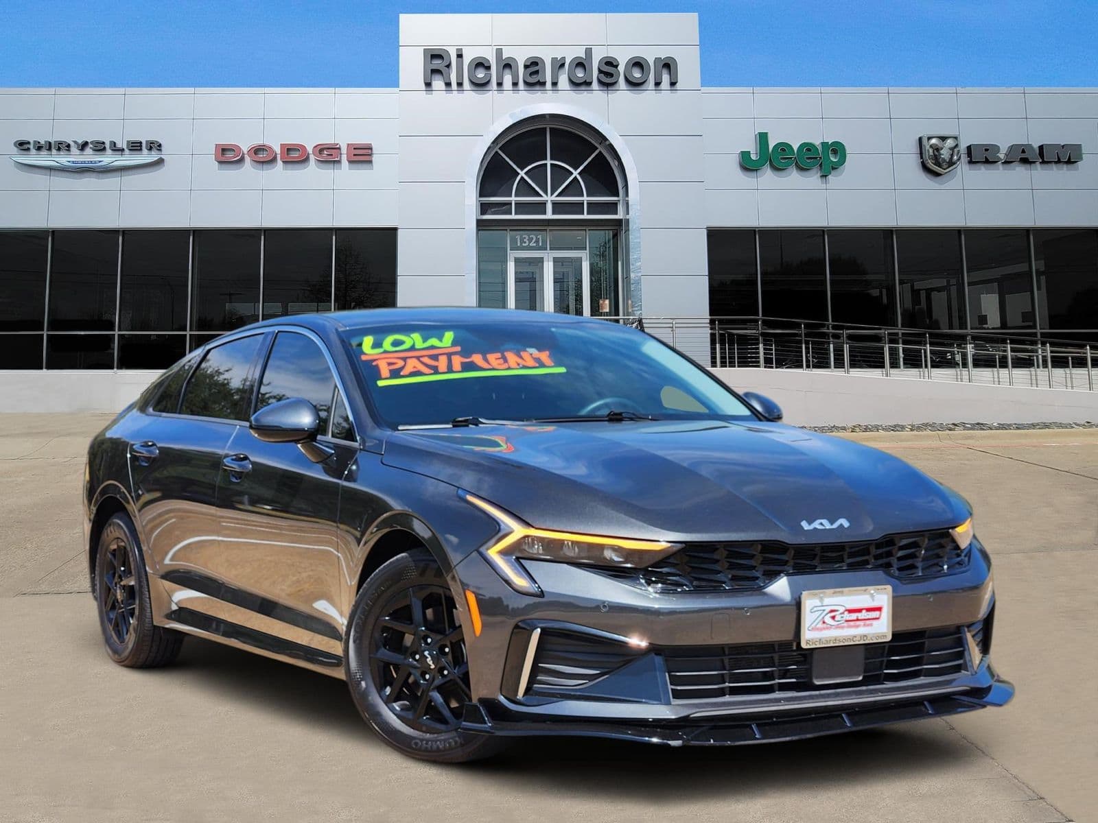 2025 Kia K5 LXS — photo 1 of 41