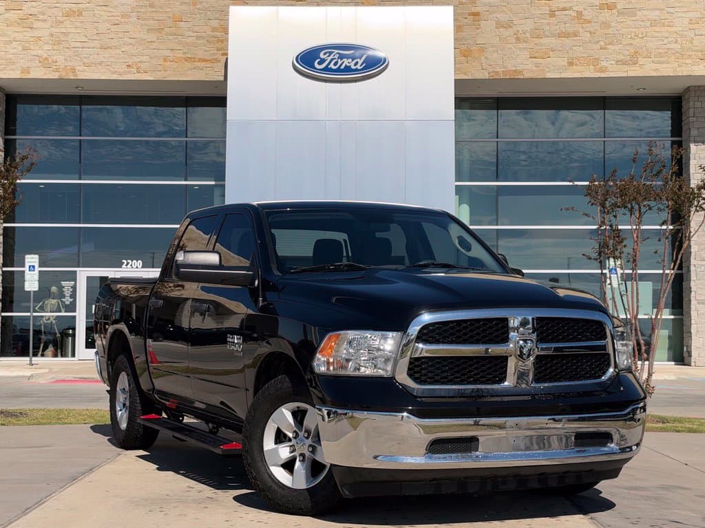 2022 RAM 1500 Classic Base — photo 1 of 27