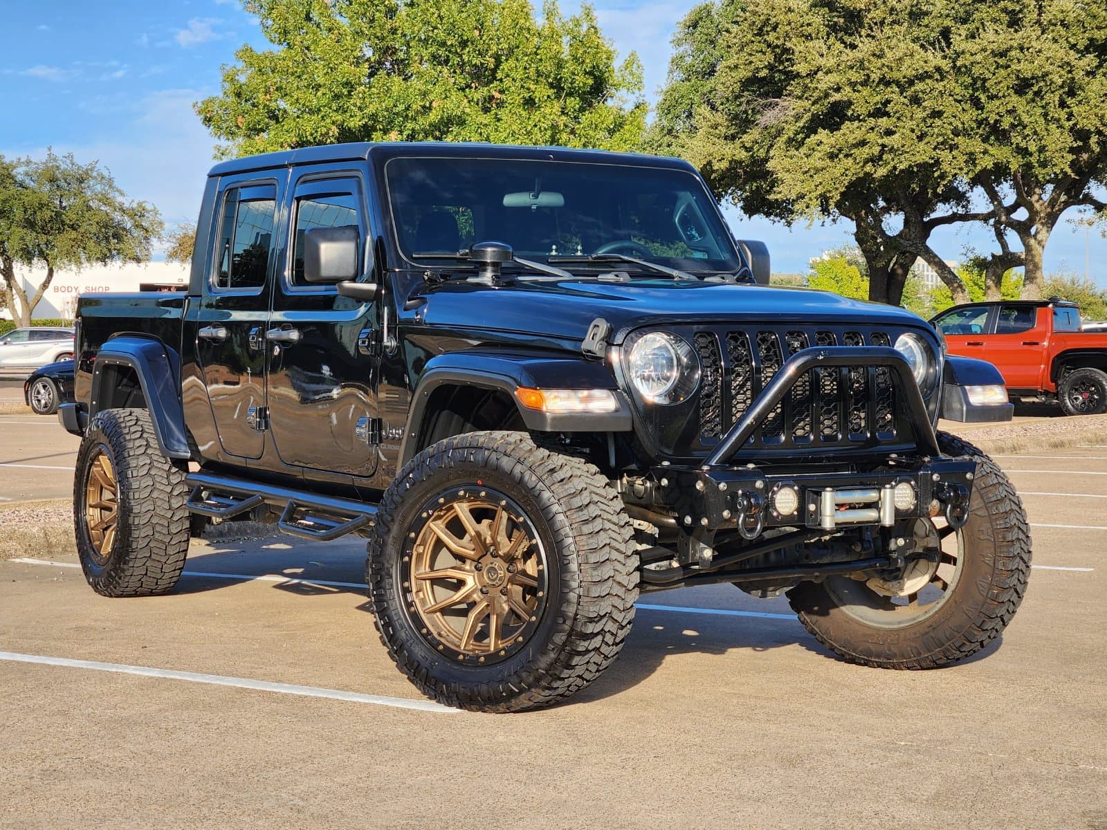 2021 Jeep Gladiator Sport — photo 1 of 41