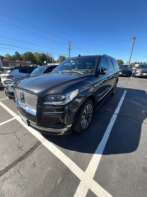 2024 Lincoln Navigator L Reserve — photo 1 of 5
