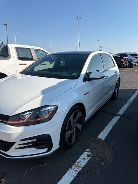 2020 Volkswagen Golf GTI Base — photo 1 of 17