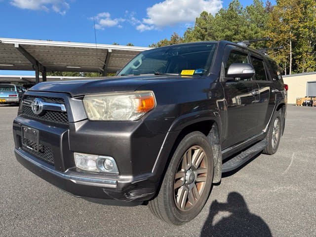 2010 Toyota 4Runner Limited — photo 1 of 11
