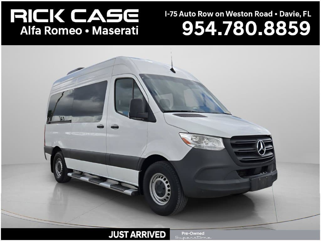 2024 Mercedes-Benz Sprinter Passenger Van Base — photo 1 of 12