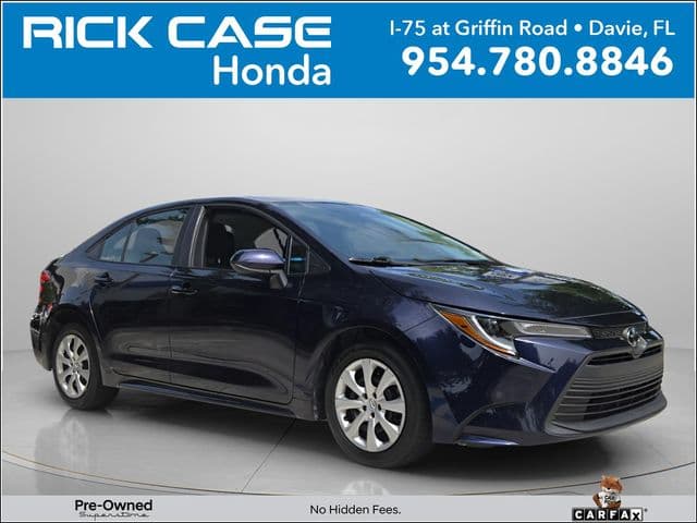 2025 Toyota Corolla LE — photo 1 of 28