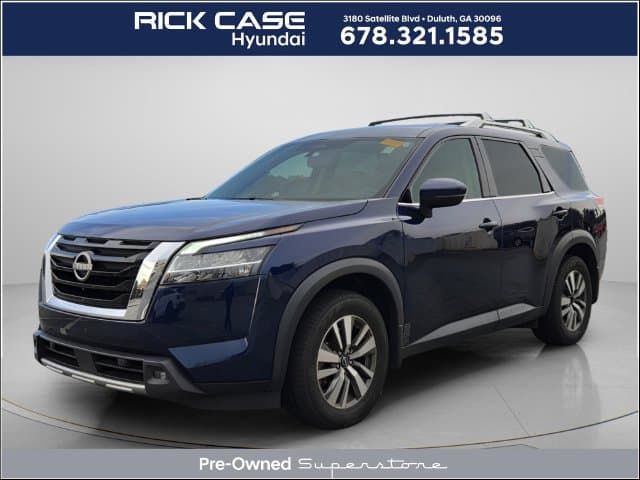 2022 Nissan Pathfinder SL — photo 1 of 13