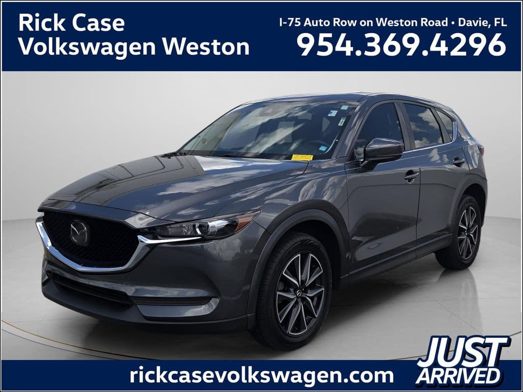 2018 Mazda Mazda CX-5 Touring — photo 1 of 11