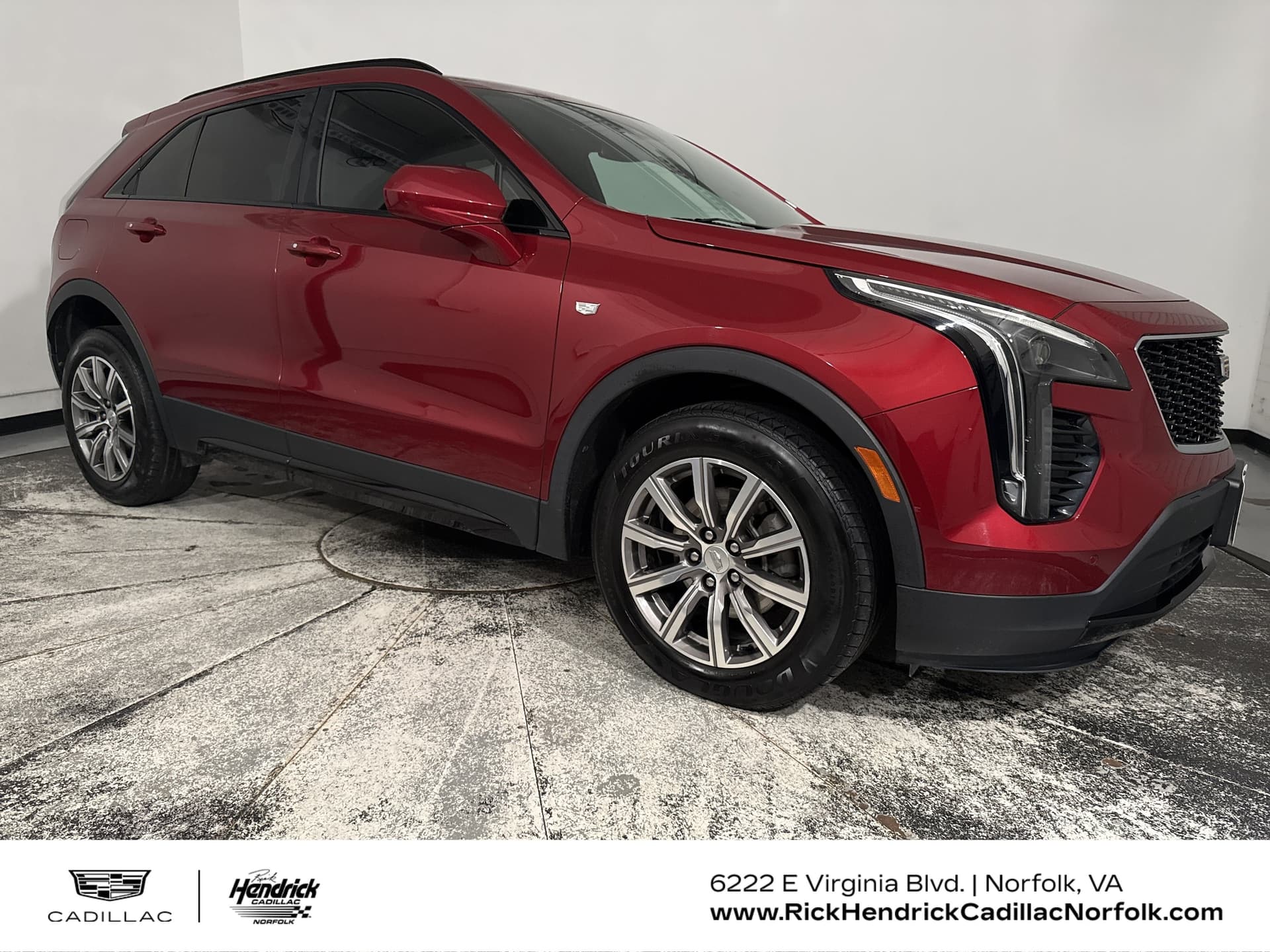 2020 Cadillac XT4 FWD Sport — photo 1 of 36