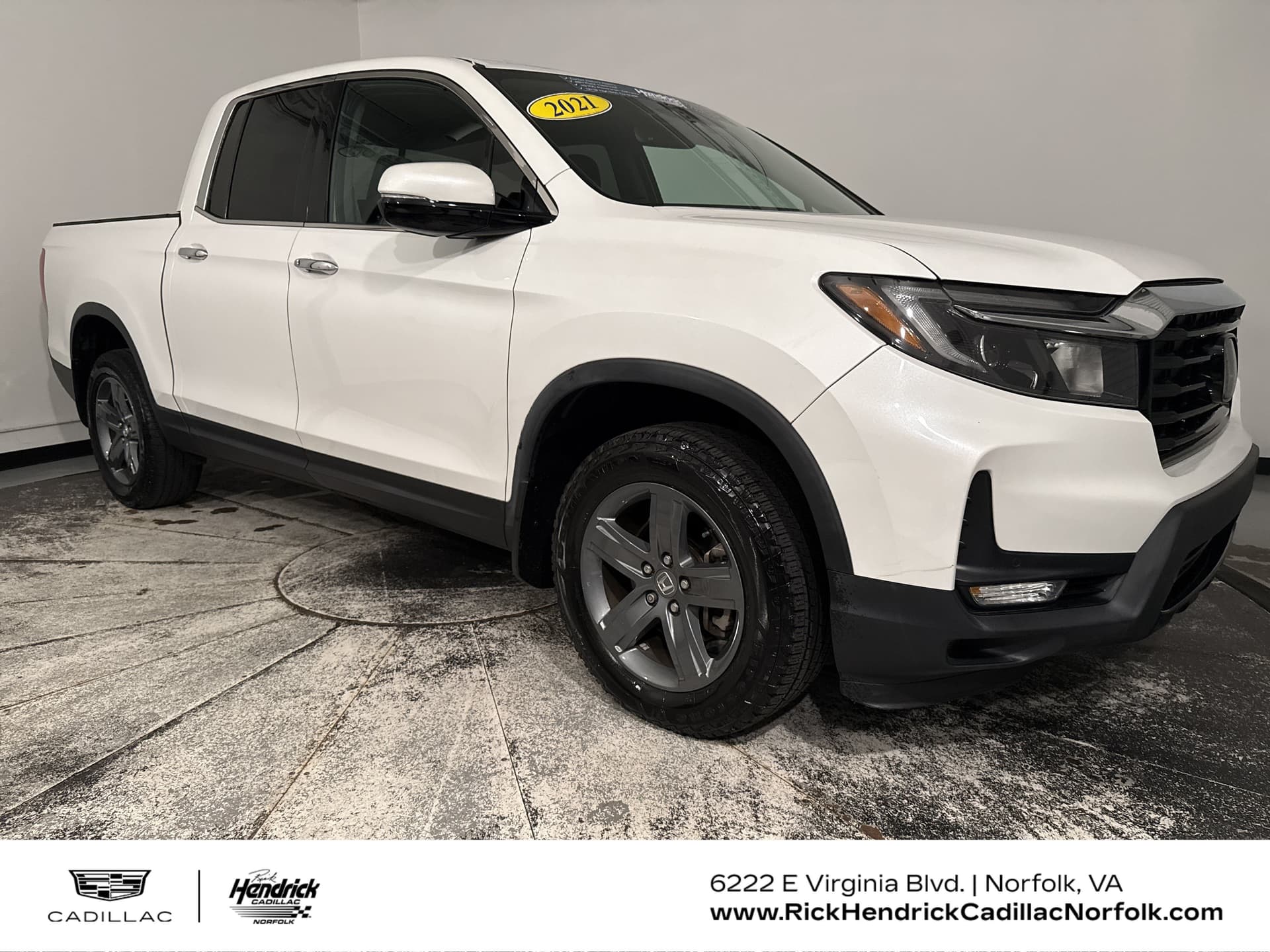 2021 Honda Ridgeline RTL-E — photo 1 of 37