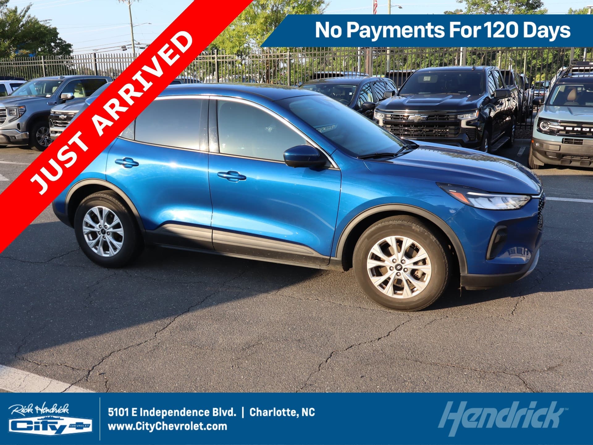 2023 Ford Escape Active — photo 1 of 23