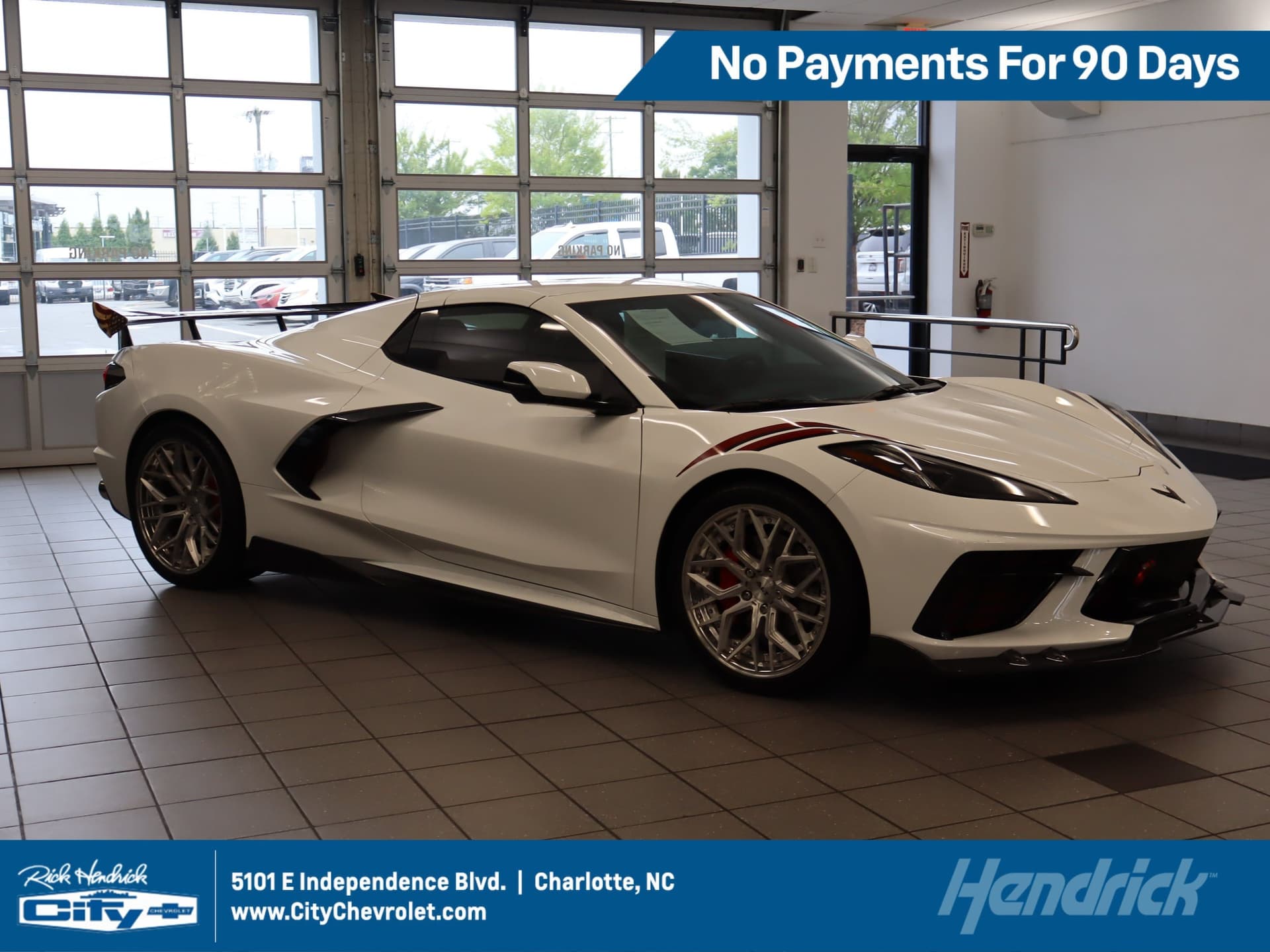 2024 Chevrolet Corvette 2LT — photo 1 of 40