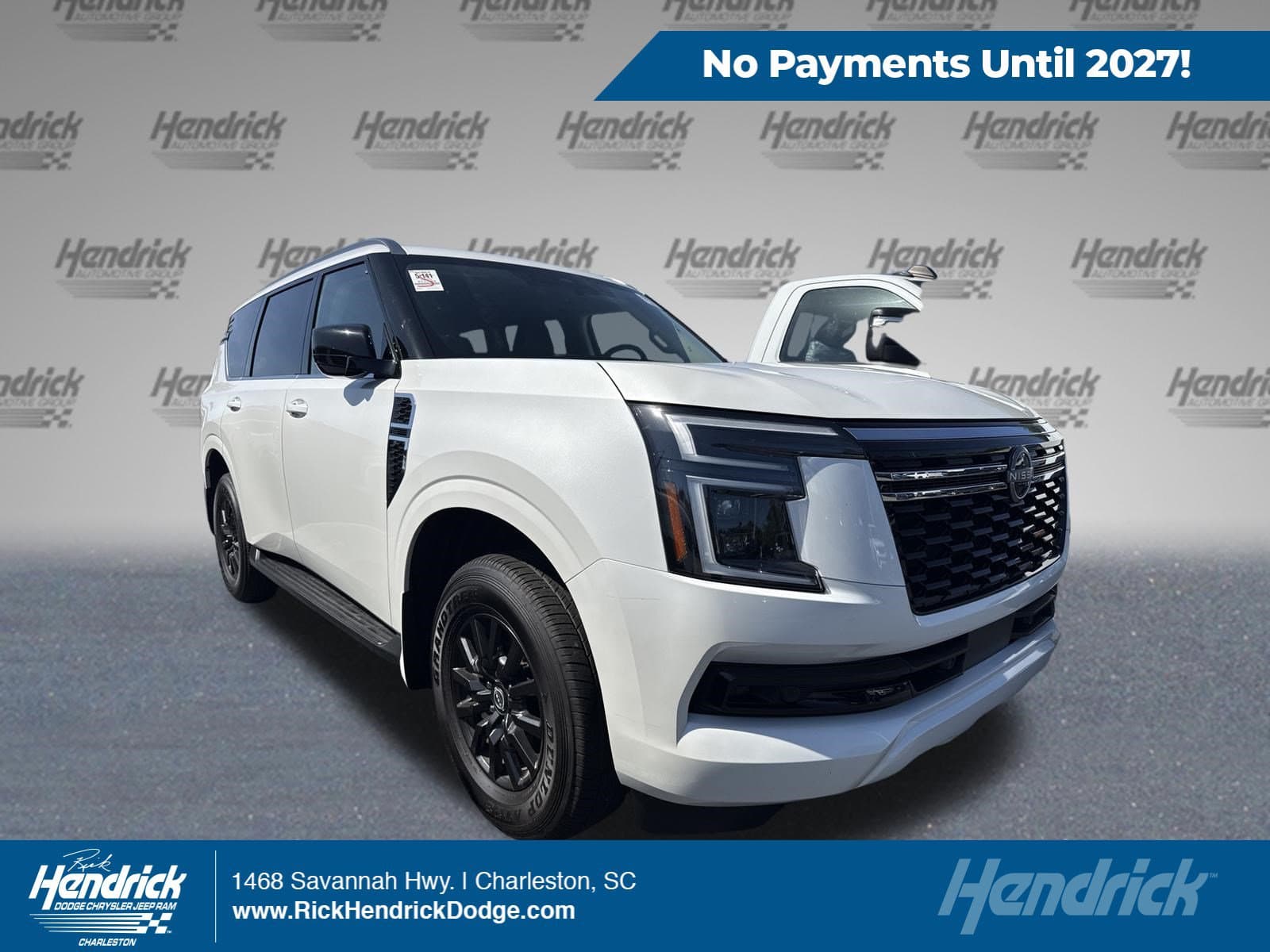 2025 Nissan Armada SV — photo 1 of 11