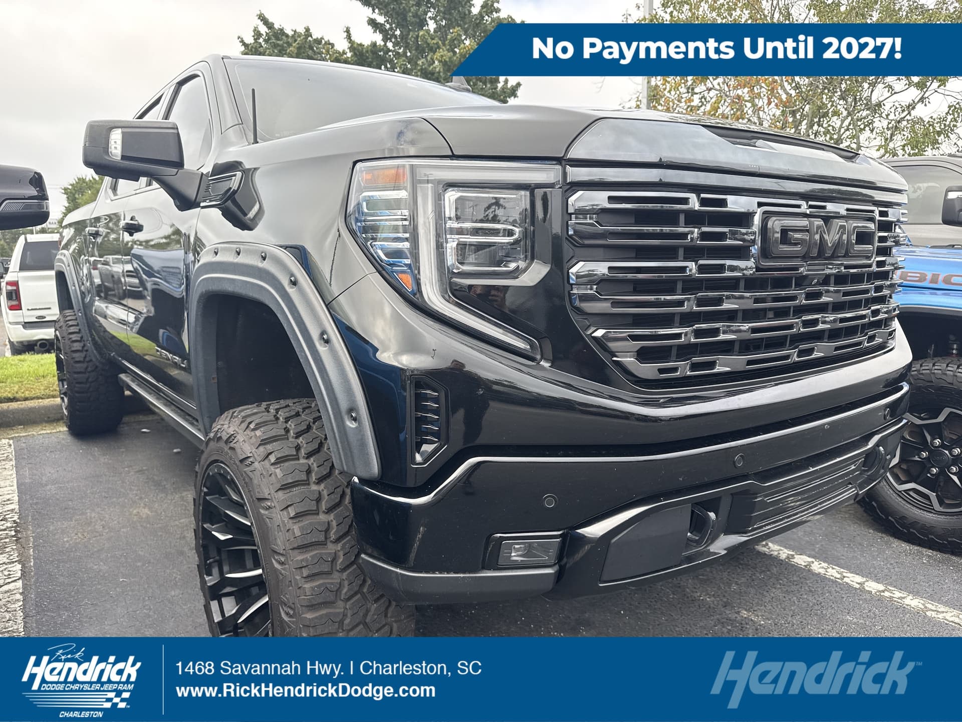2022 GMC Sierra 1500 Denali — photo 1 of 12