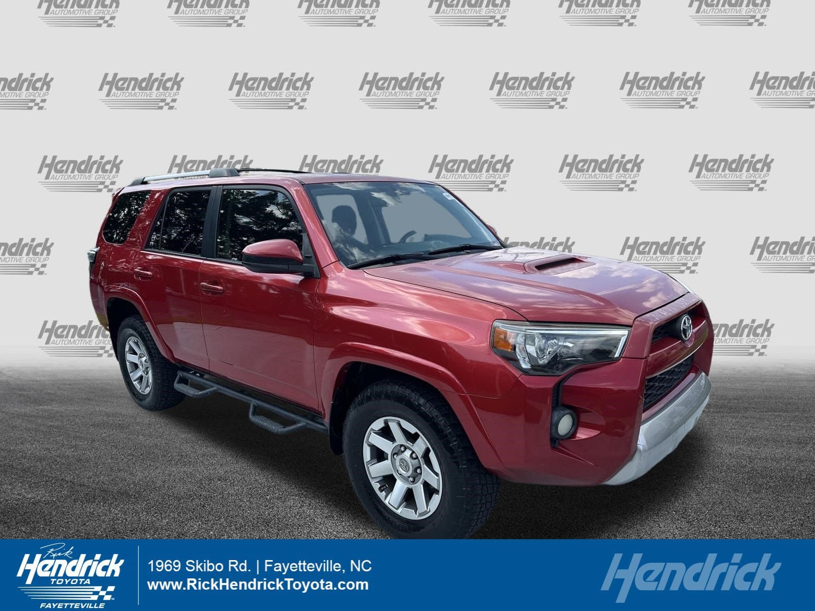 2014 Toyota 4Runner SR5 — photo 1 of 51