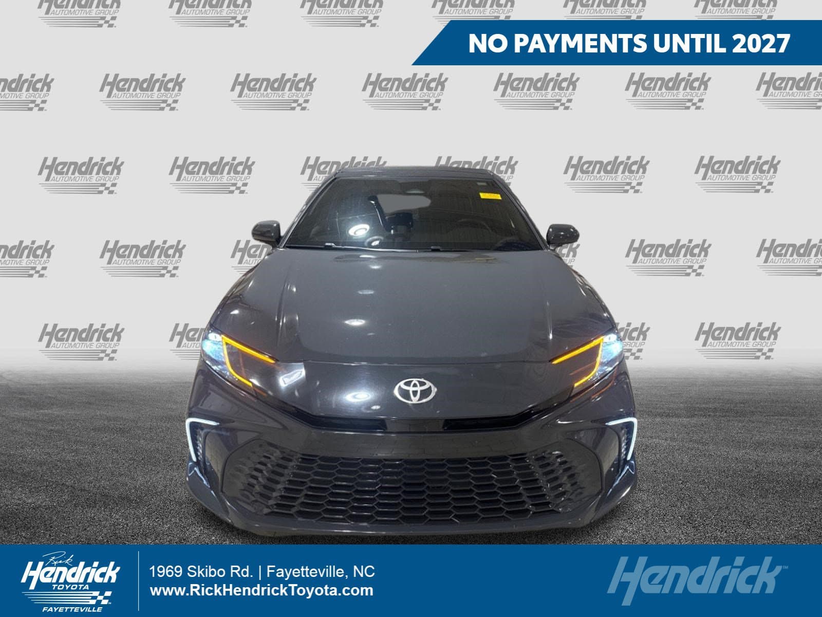 2025 Toyota Camry XSE — photo 1 of 17