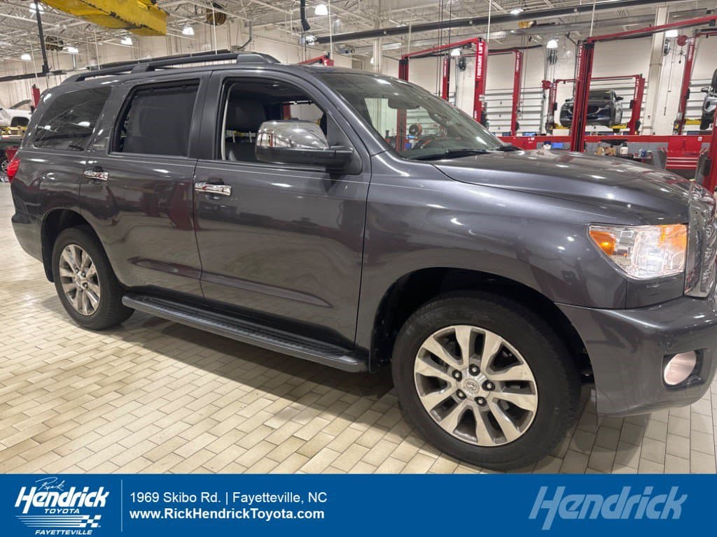 2013 Toyota Sequoia Limited — photo 1 of 11