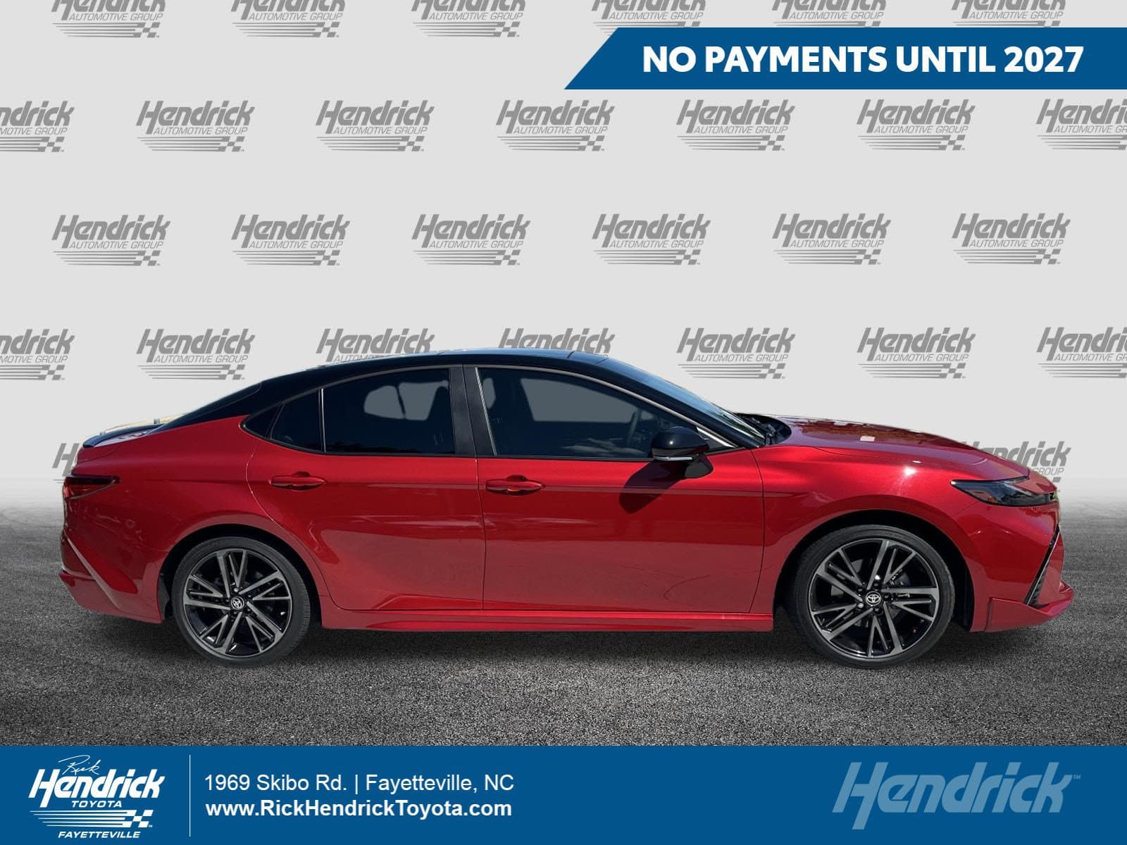 2025 Toyota Camry XSE — photo 1 of 11
