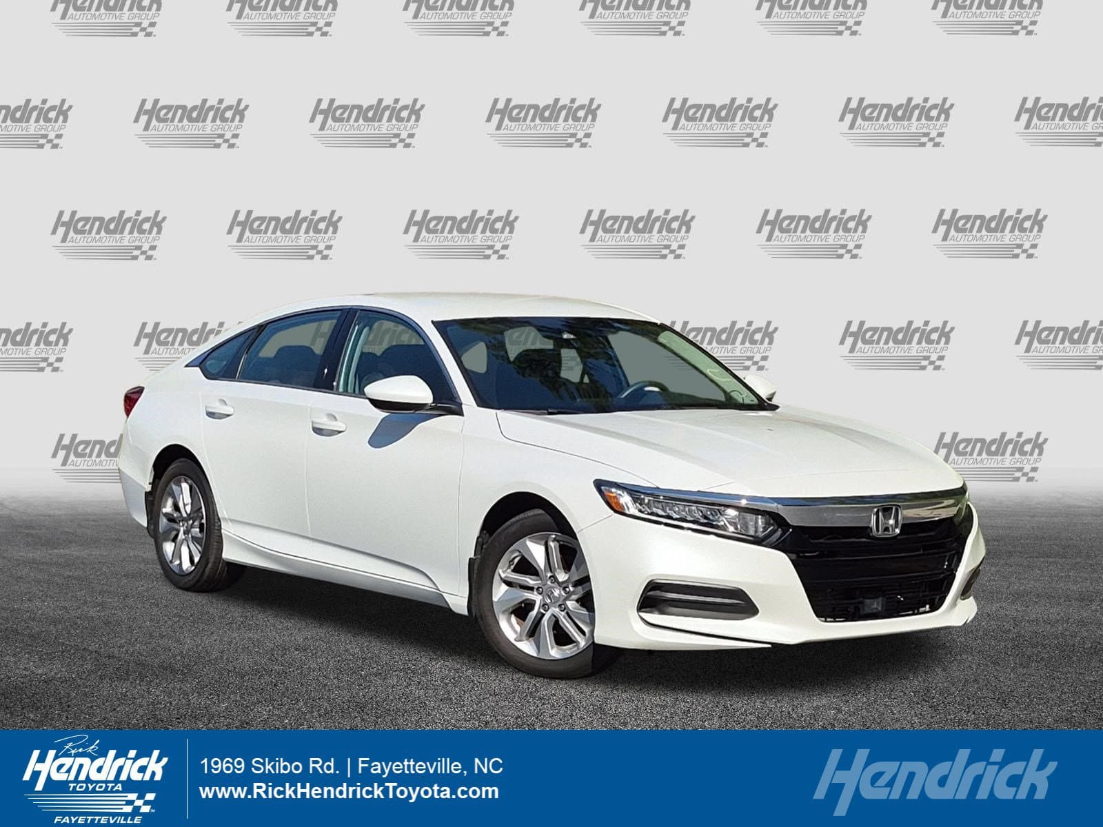 2020 Honda Accord Sedan LX — photo 1 of 34