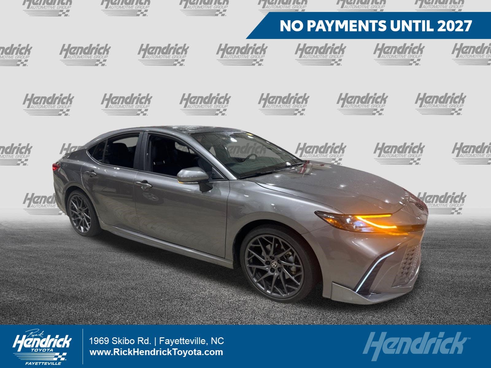 2025 Toyota Camry XSE — photo 1 of 11