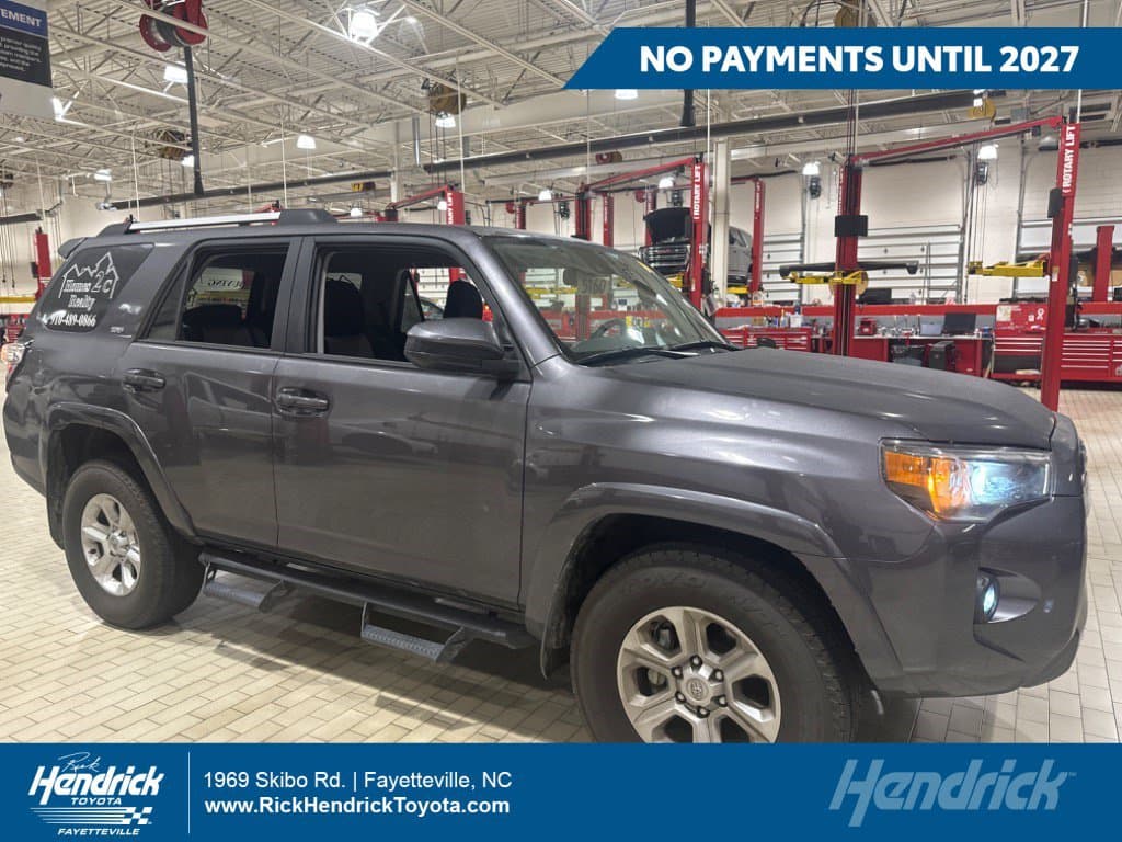2023 Toyota 4Runner SR5 — photo 1 of 11