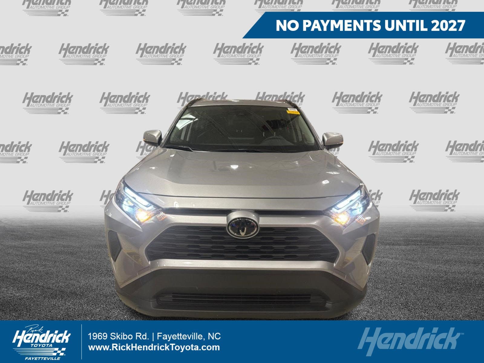 2025 Toyota RAV4 Hybrid LE — photo 1 of 16