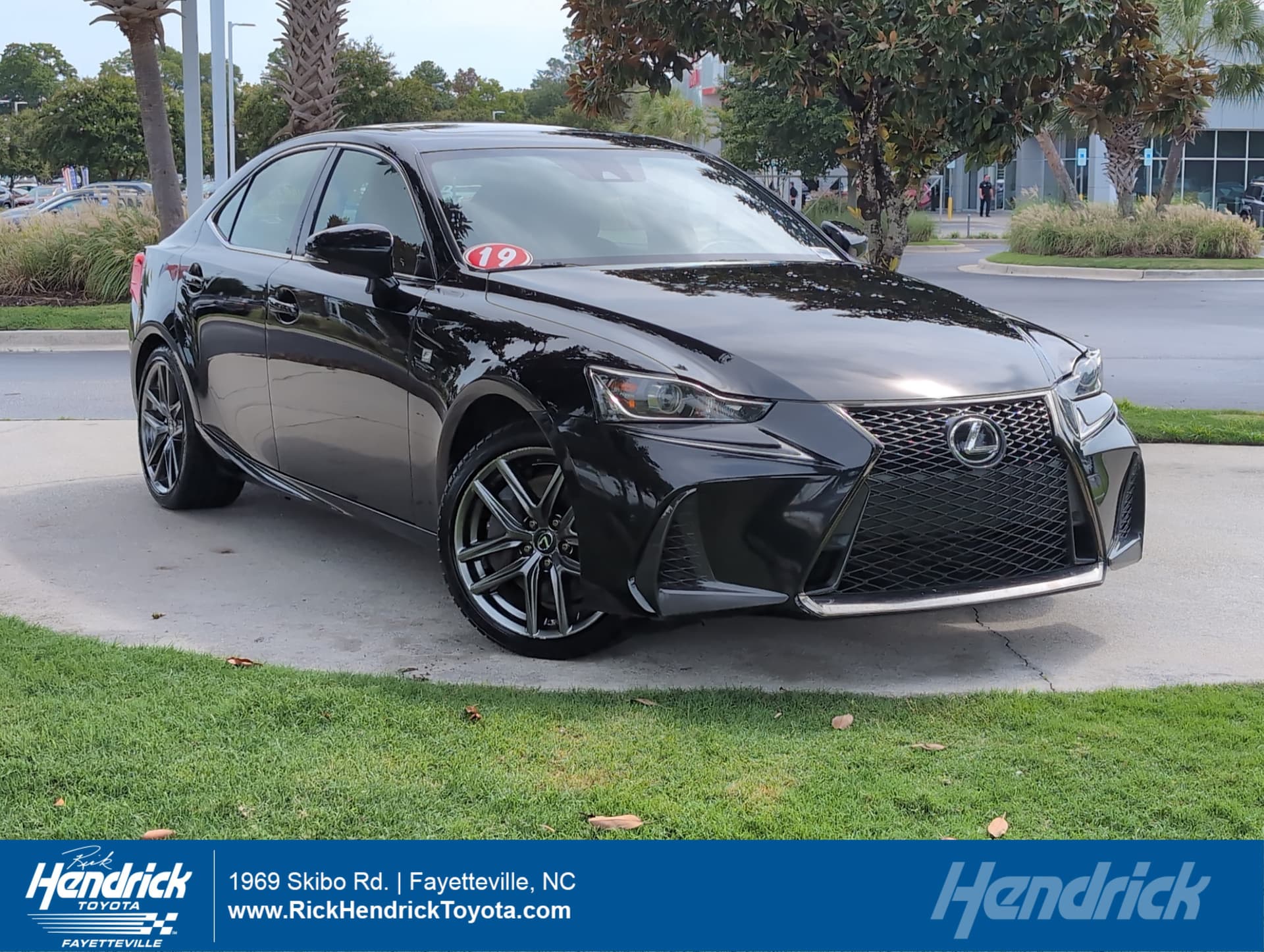 2019 Lexus IS IS 350 F SPORT — photo 1 of 43