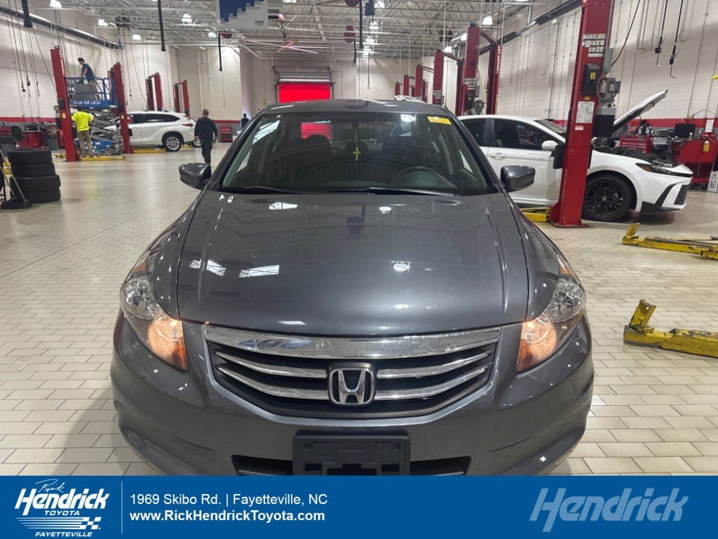 2012 Honda Accord Sdn LX Premium — photo 1 of 16