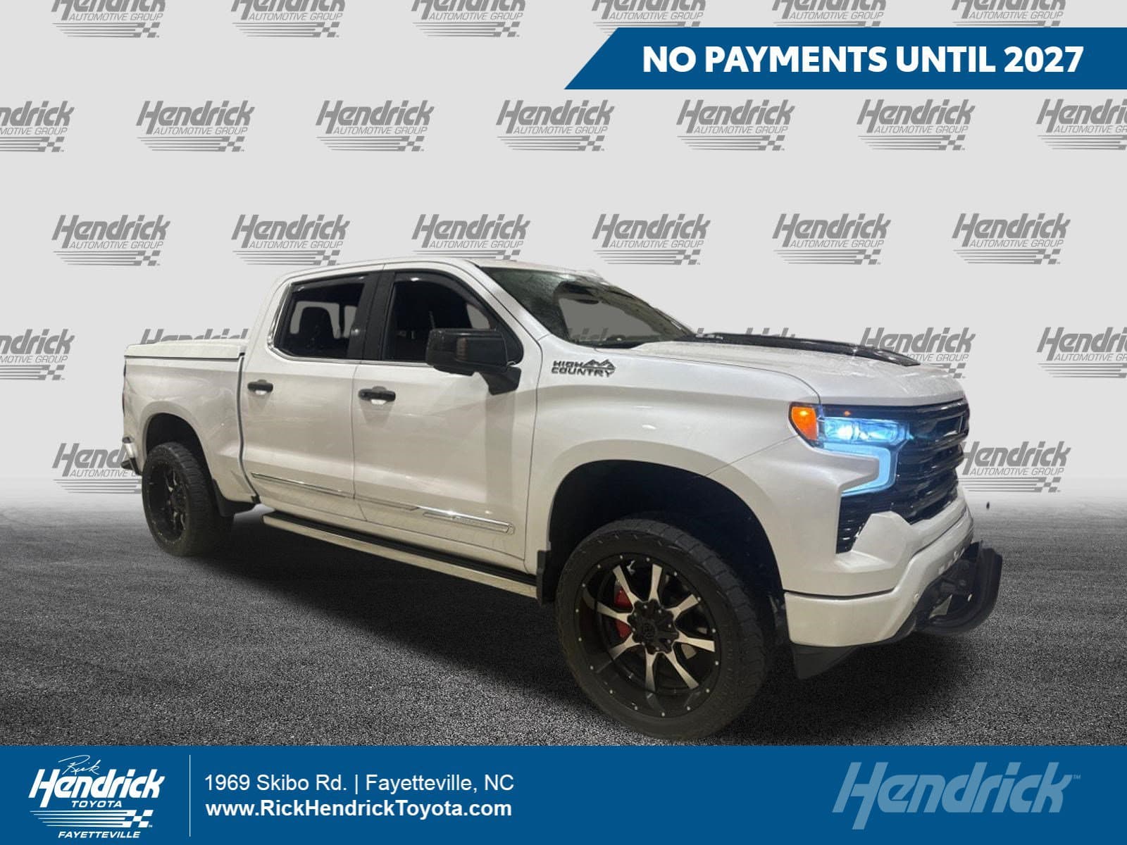 2023 Chevrolet Silverado 1500 High Country — photo 1 of 11