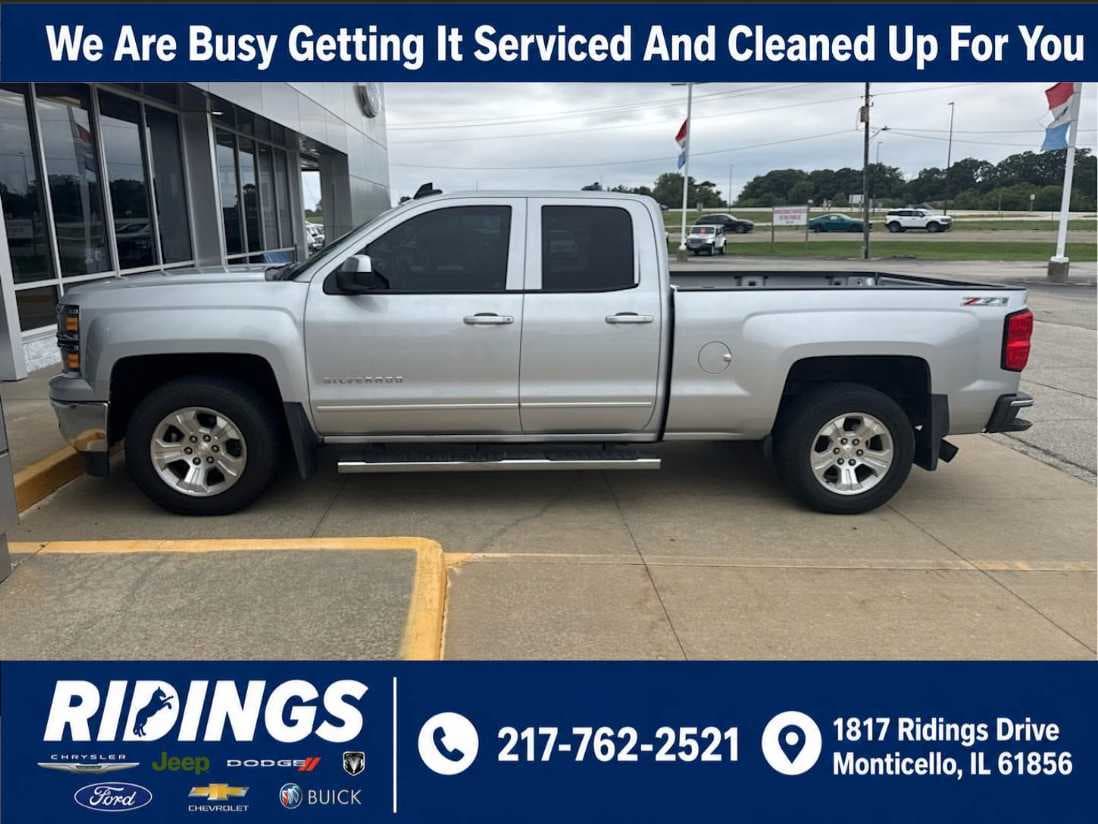 2015 Chevrolet Silverado 1500 LT — photo 1 of 10